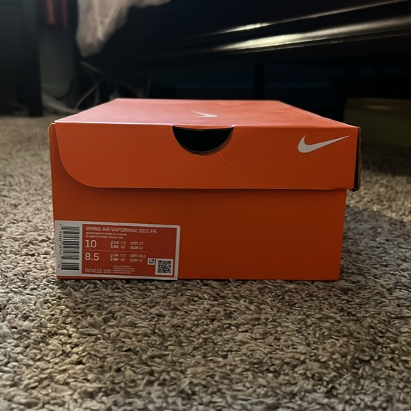 Gray VaporMax 2021 FK - Picture 2 of 5